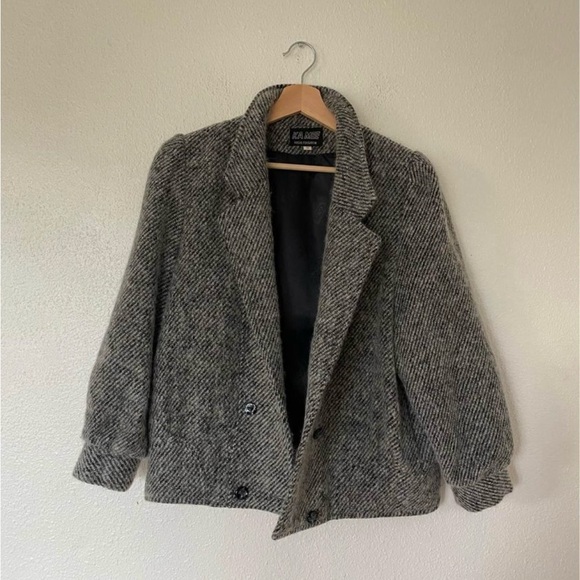 Double Breasted Boxy Grey Coat - Picture 3 of 9